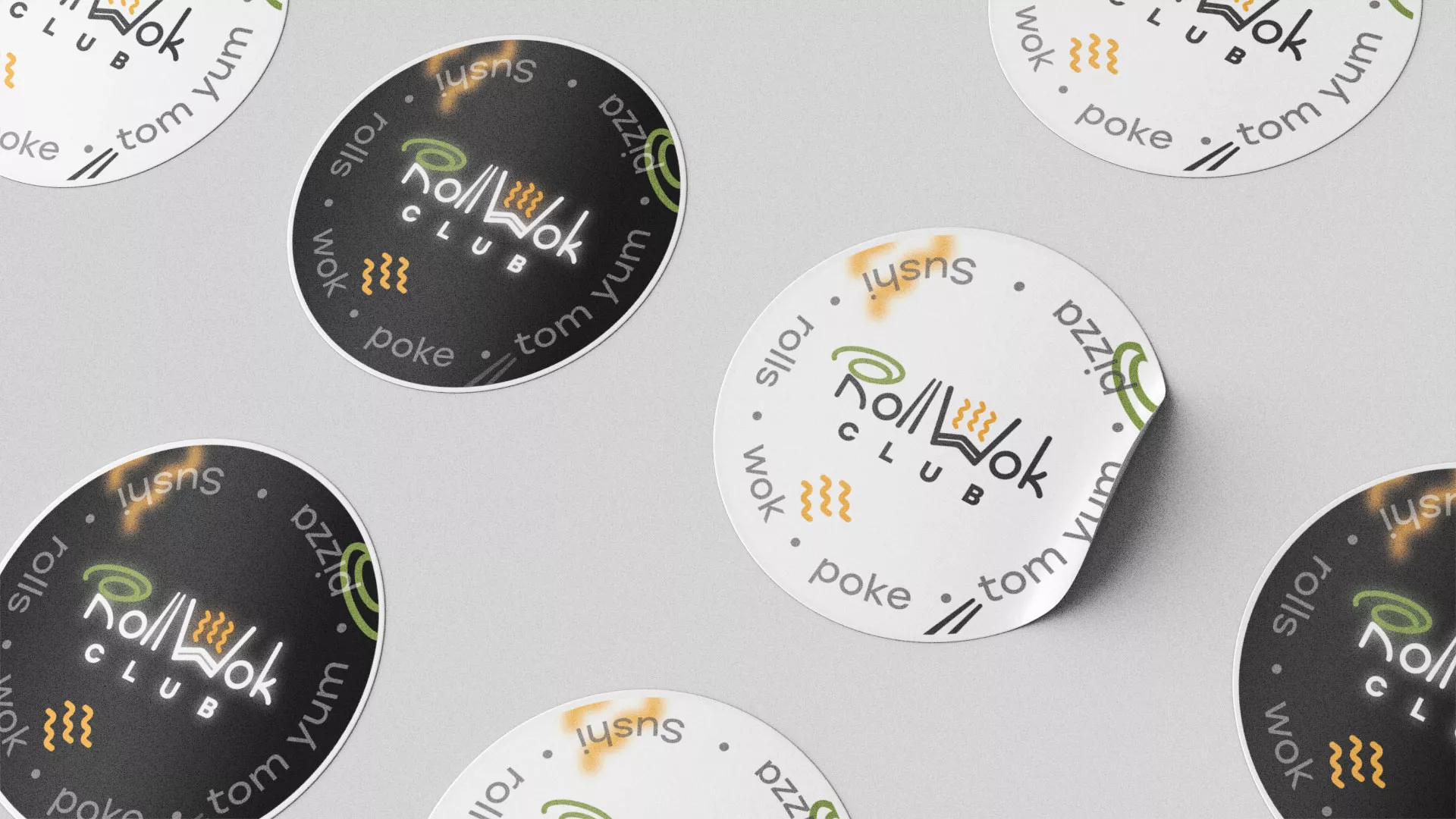 Создание дизайна упаковки суши-бара «Roll Wok Club» в Владивостоке